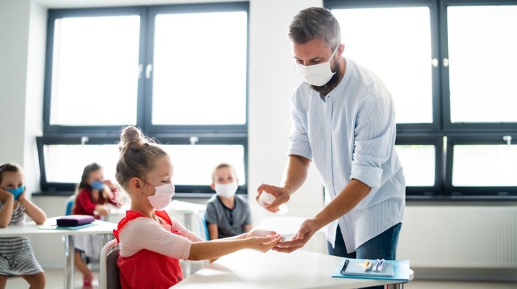 Koronavírus: ezért csúfolják a fertőzött gyerekeket